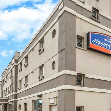 Howard Johnson By Wyndham Toronto Downtown West Esterno foto